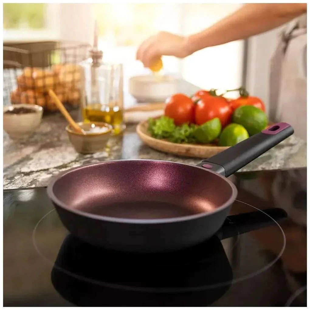 cecotec_03126_juego_de_sartenes_antiadherentes_de_aluminio_fundido_para_todas_las_cocinas_6