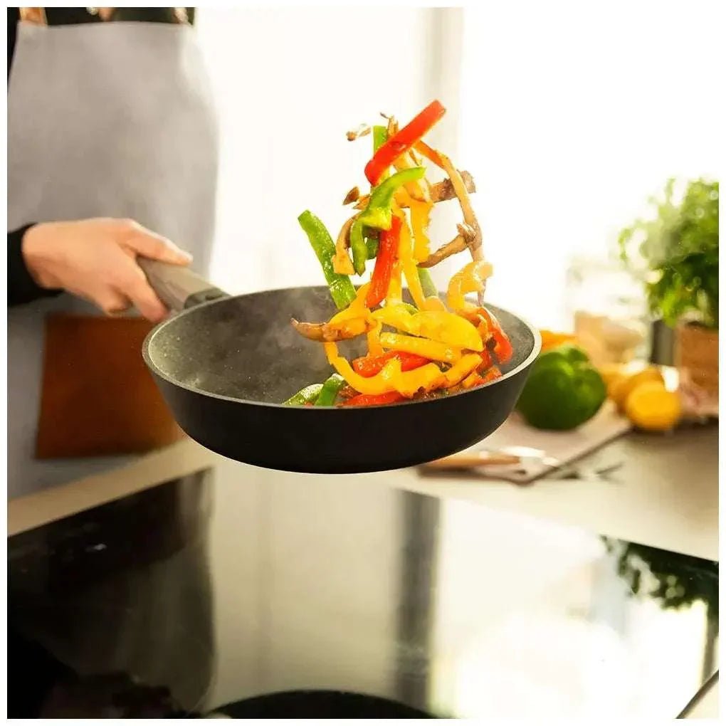 cecotec_03146_set_de_sartenes_antiadherentes_polka_excellence_20_24_28_cm_para_todas_las_cocinas_6