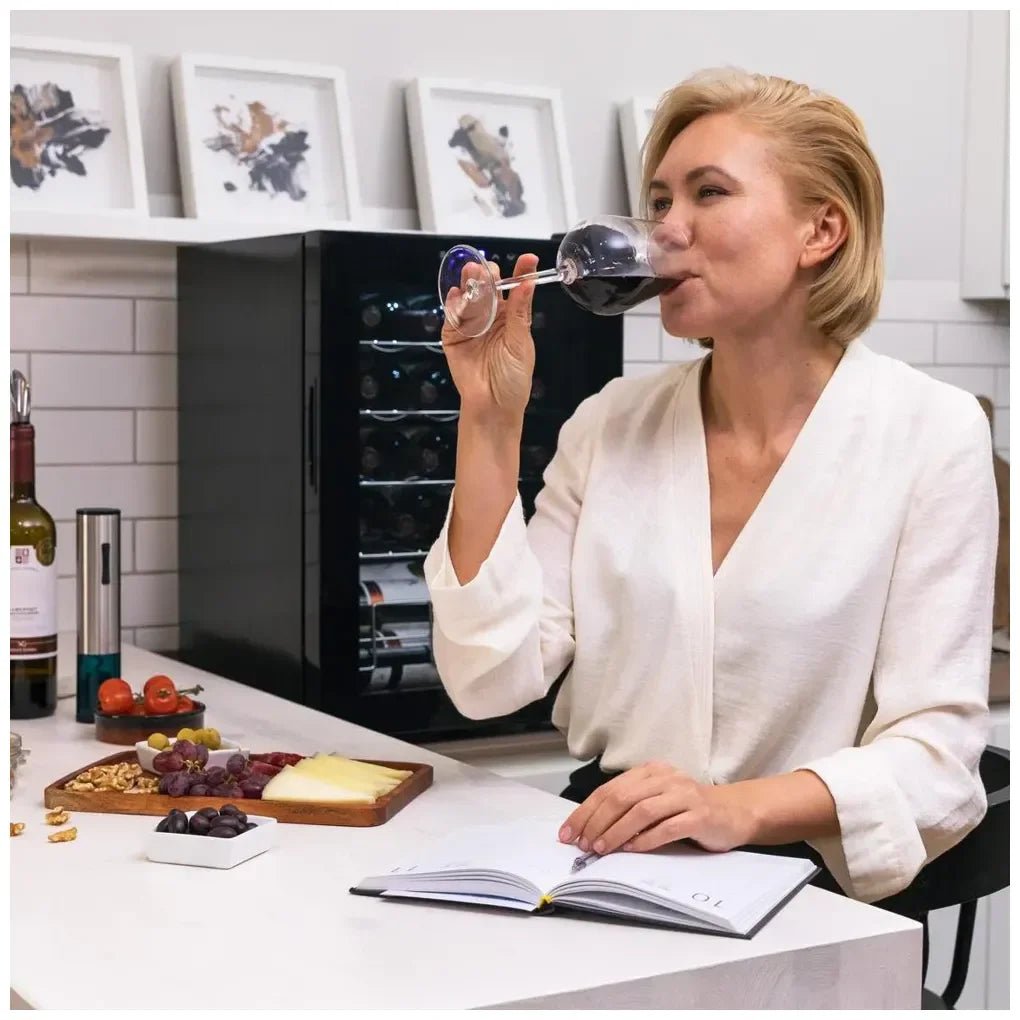 cecotec_00122_vinoteca_bolero_grandsommelier_2050:_20_botellas__compresor_silencioso_y_táctil_9