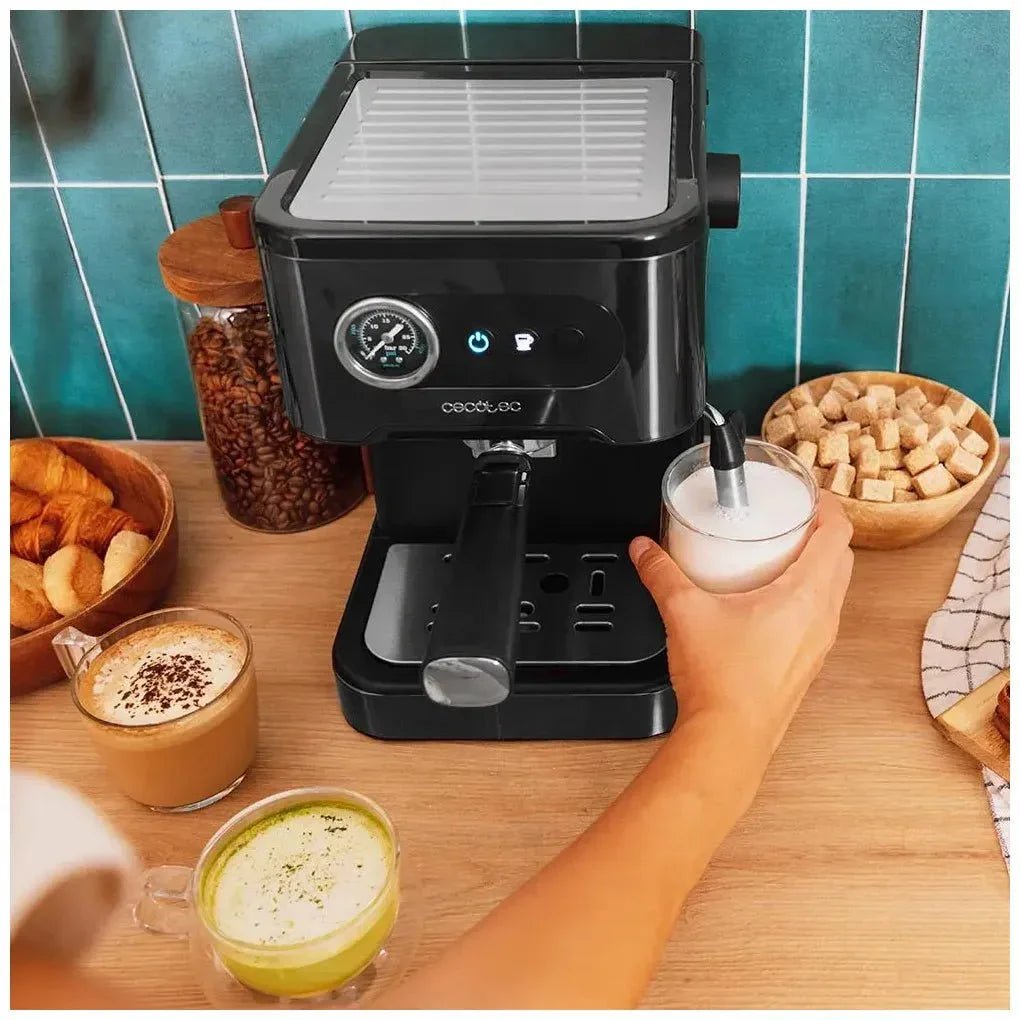 cecotec_00271_cafetera_express_20_bares:_espresso_y_cappuccino_perfectos_en_casa_3