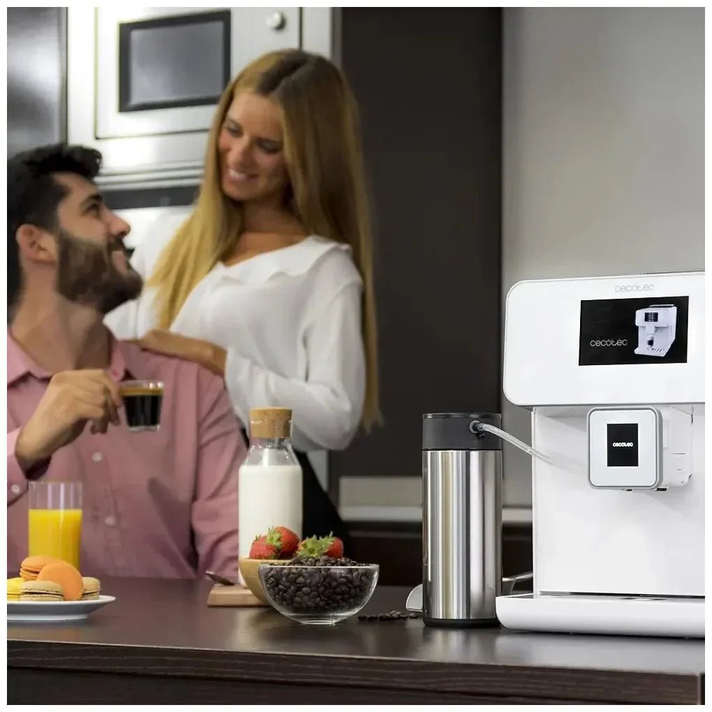 cecotec_01508_cafetera_superautomática_con_pantalla_táctil_y_depósito_de_leche_para_cappuccino_perfecto_3
