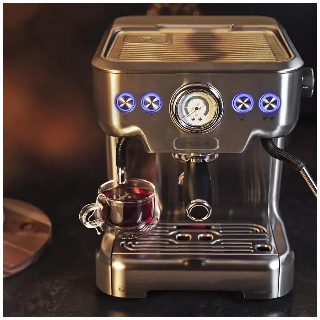 cecotec_01577_cafetera_express_2900w_con_thermoblock_y_20_bares_para_café_y_cappuccinos_perfectos_8