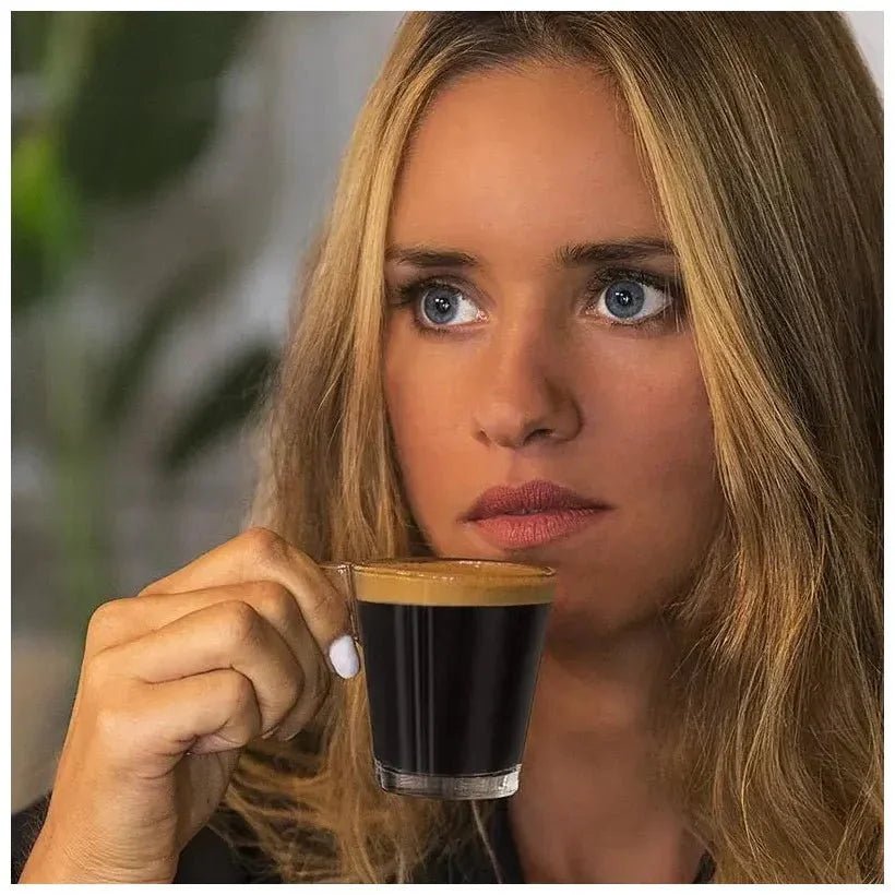 cecotec_01642_cafetera_superautomática_con_pantalla_táctil_y_depósito_de_leche__19_bares_de_presión_10