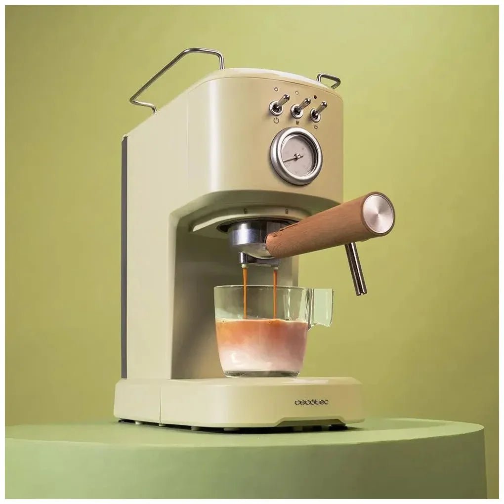 cecotec_01723_cafetera_espresso_retro_verde_20_bares_con_vaporizador_y_alta_potencia_5
