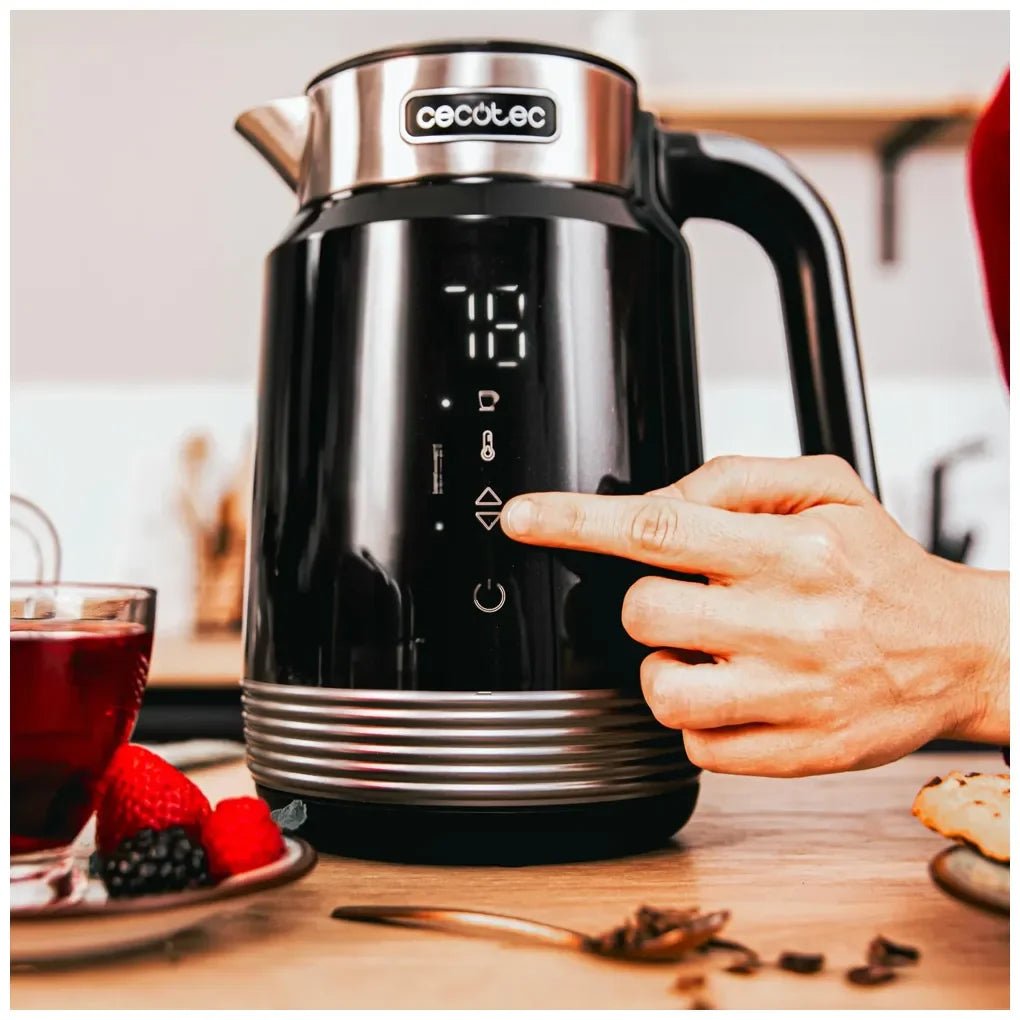 cecotec_01748_hervidor_de_agua_1.7l__2200w__inoxidable__sin_bpa__con_control_táctil_y_led_5