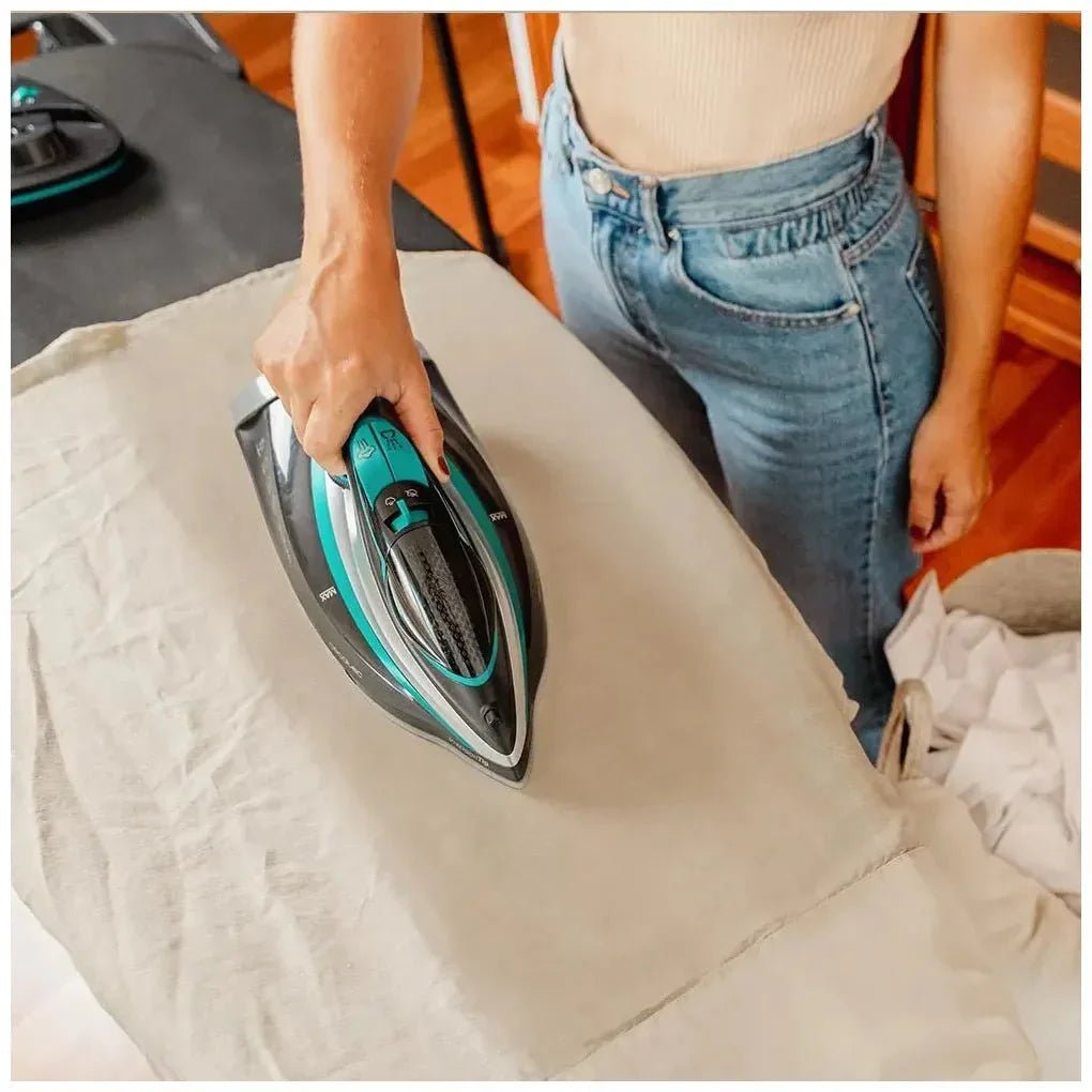cecotec_01860_plancha_de_vapor_sin_cables_3100w_con_suela_cerámica_y_supervapor_190g_5