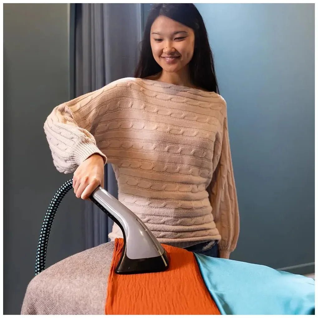 cecotec_01866_centro_de_planchado_vertical_2000w_con_tabla_ajustable_y_depósito_1.7l_8