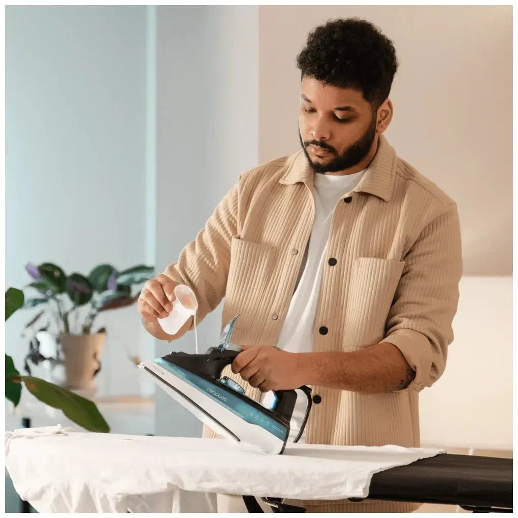 cecotec_01867_plancha_de_vapor_2600w_con_suela_turbo_y_supervapor_para_planchado_perfecto_10