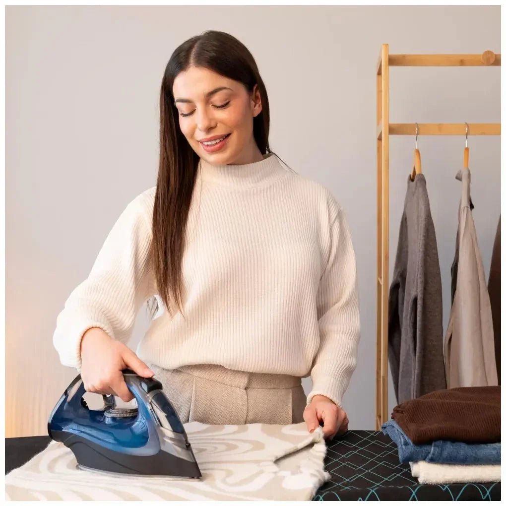 cecotec_01871_plancha_de_vapor_3200w_con_suela_turbo_slide_y_golpe_de_vapor_270_g_min_4