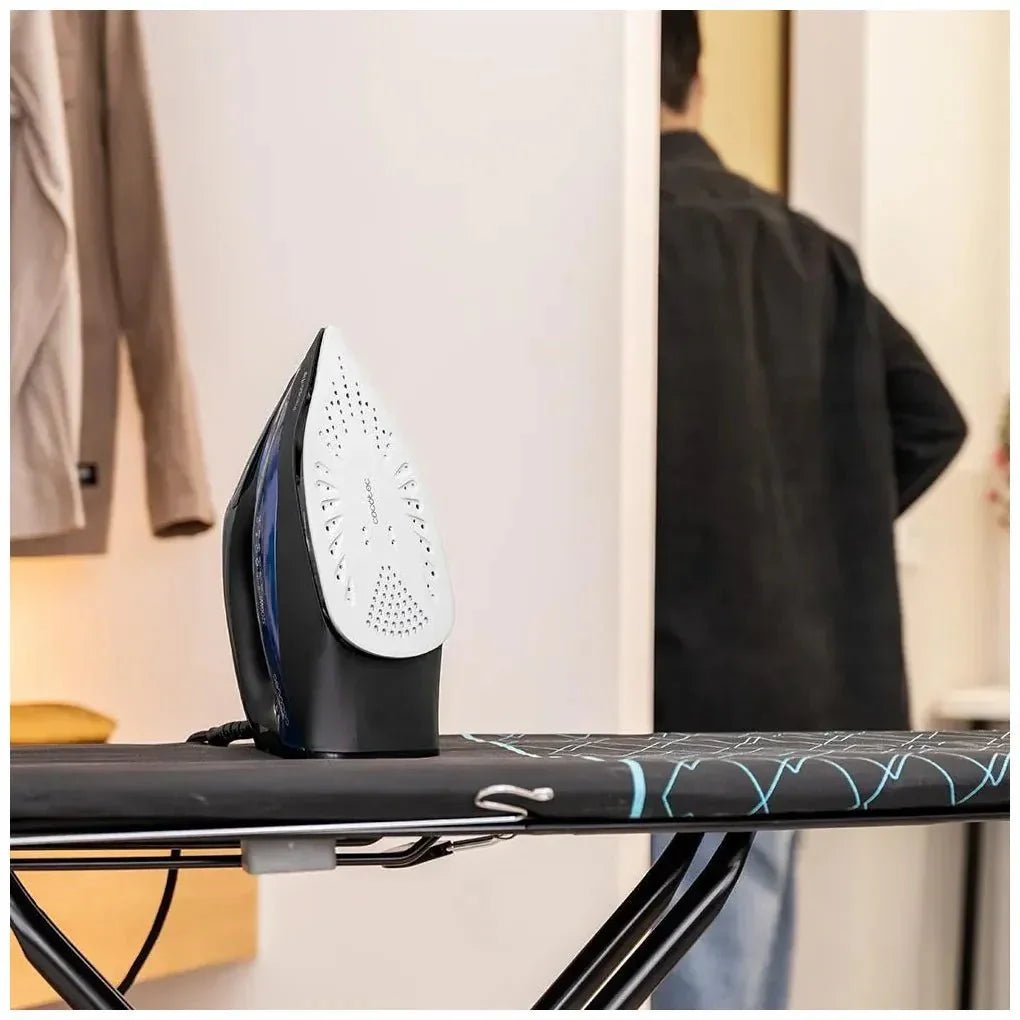 cecotec_01877_plancha_de_vapor_3200w_con_suela_antiadherente_y_doble_salida_de_vapor_11