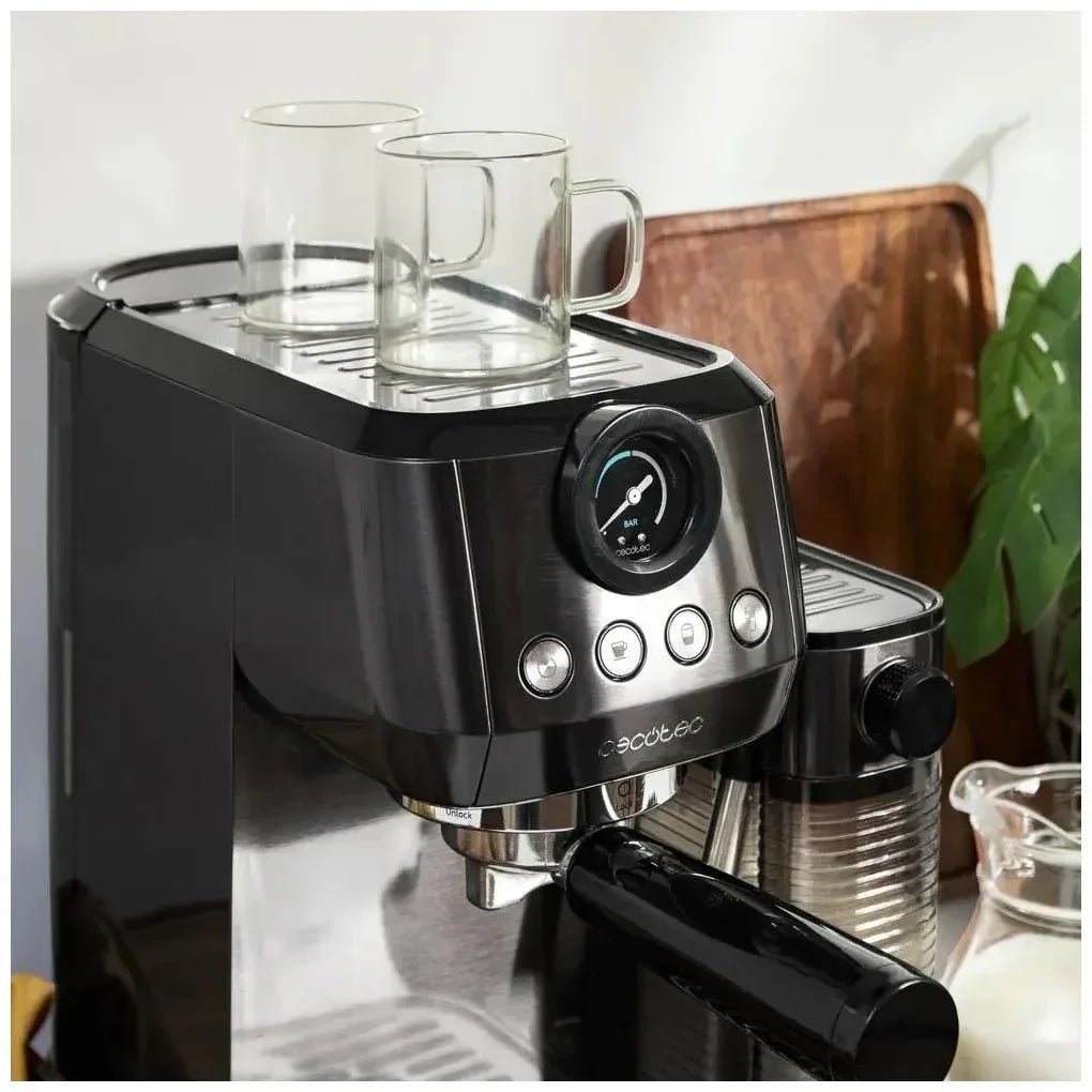 cecotec_01985_cafetera_semiautomática_20_bares_con_thermoblock_y_tanque_de_leche_9