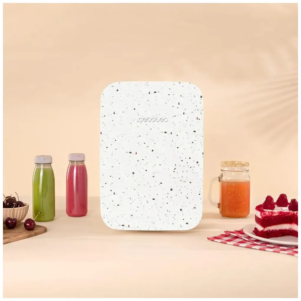 cecotec_02700_mini_frigorífico_portátil_10l_con_enfriamiento_y_calentamiento_para_viajes_3