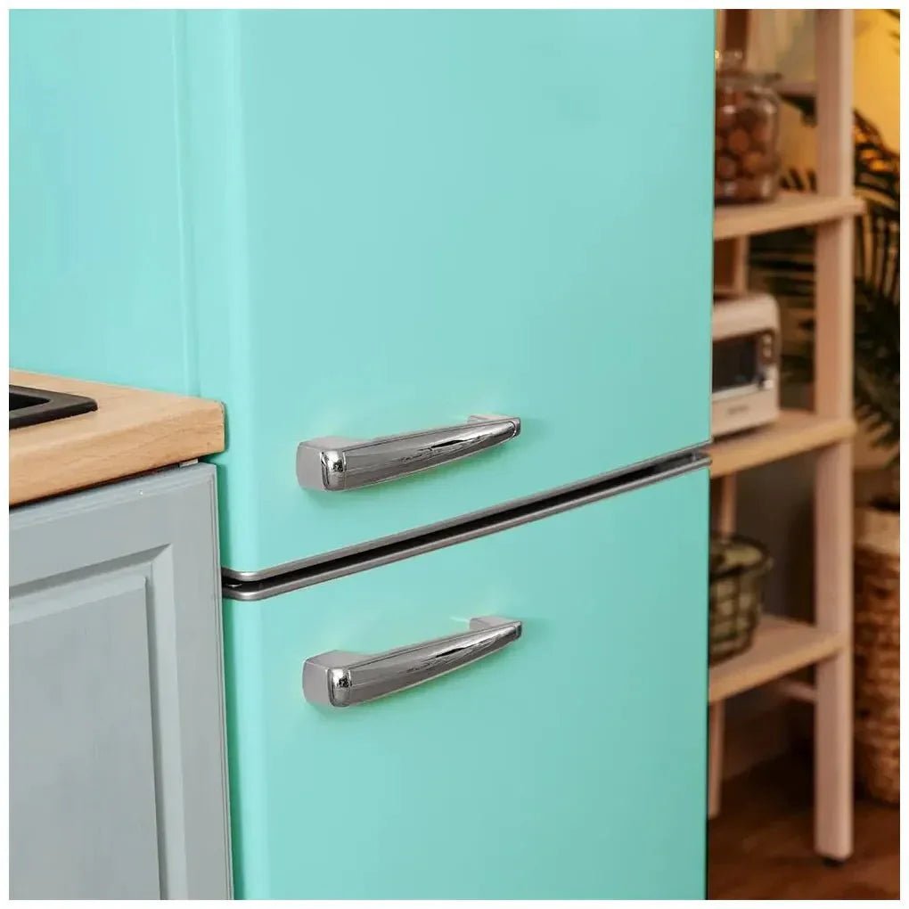 cecotec_02760_frigorífico_retro_300l_verde__clase_e__con_luz_y_crisper_box_para_ahorro_energético_6