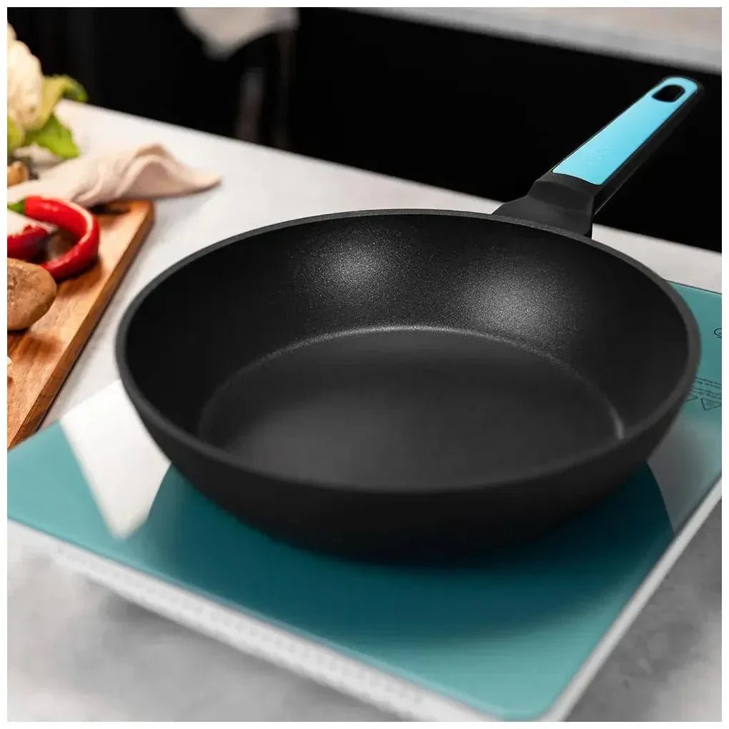 cecotec_03172_sartén_de_aluminio_forjado_28_cm_con_teflon_antiadherente_para_todas_las_cocinas_4