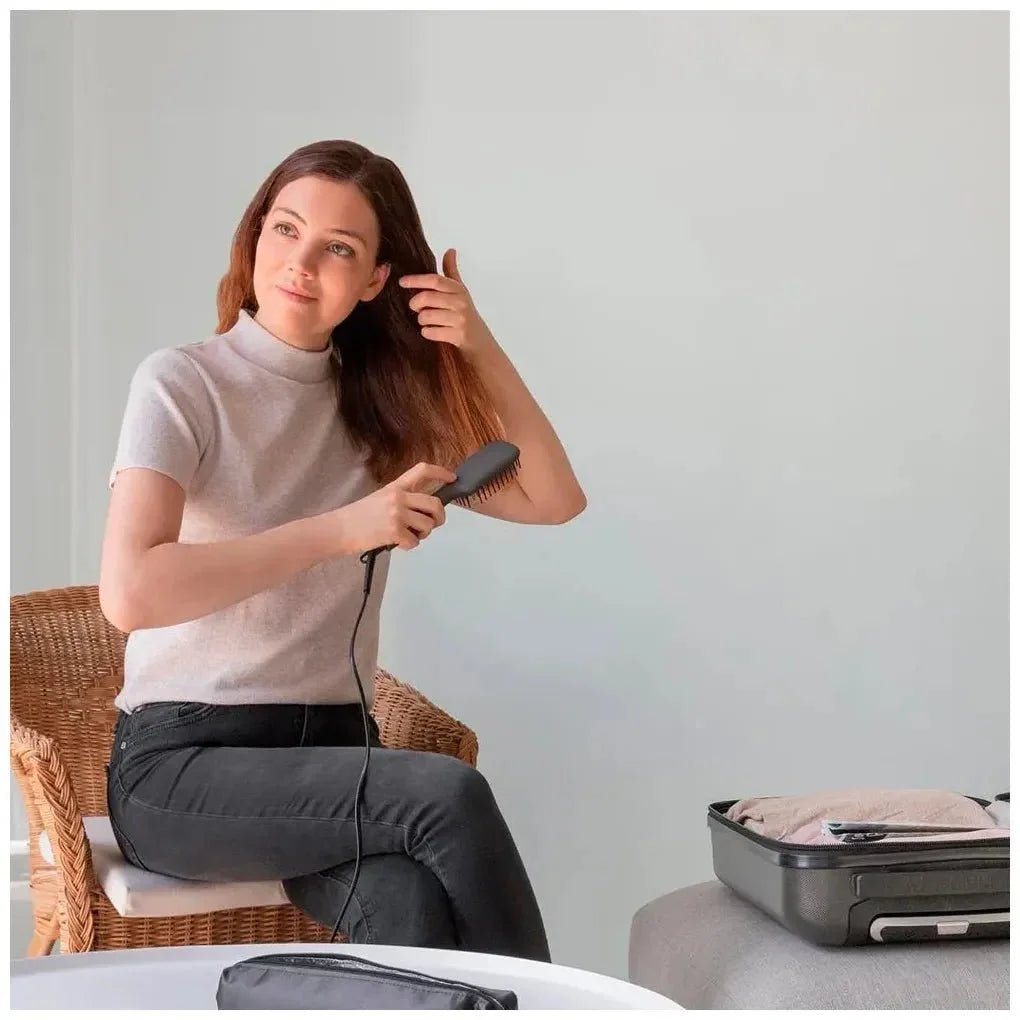 cecotec_03436_cepillo_alisador_de_cerámica_con_turmalina_para_cabello_liso_y_voluminoso_3