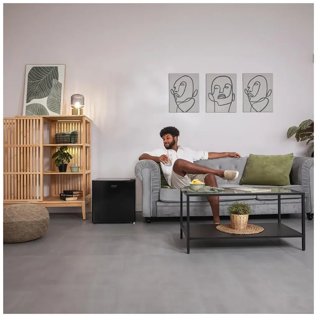 cecotec_03618_mini_frigorífico_negro_46l__acero_inoxidable__eficiencia_energética_clase_e_2