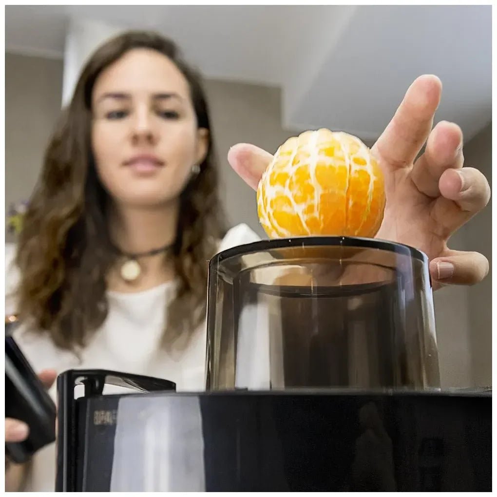 cecotec_04081_licuadora_extremetitanium_19000:_potencia_y_velocidad_para_jugos_perfectos_4