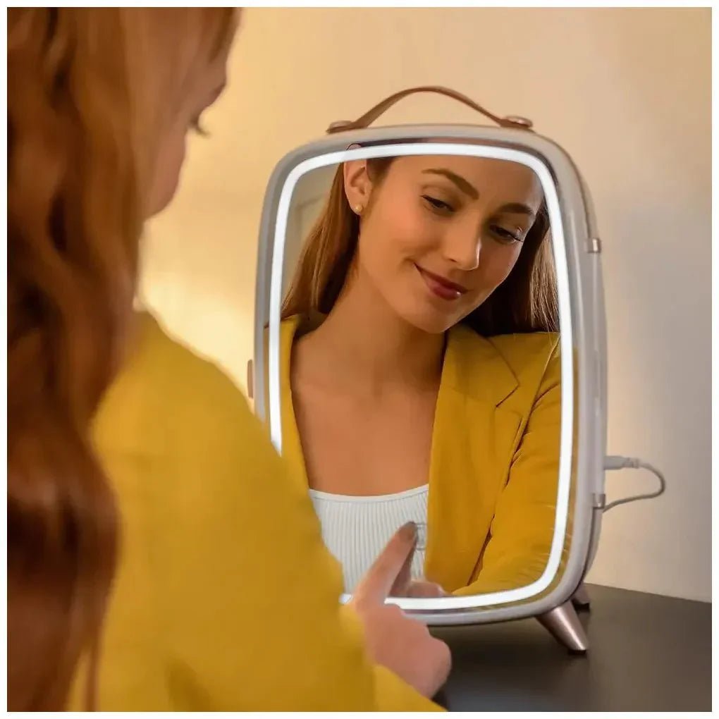 cecotec_04441_nevera_de_cosméticos_6l_con_espejo_y_luz_led_para_belleza_fresca_y_organizada_6