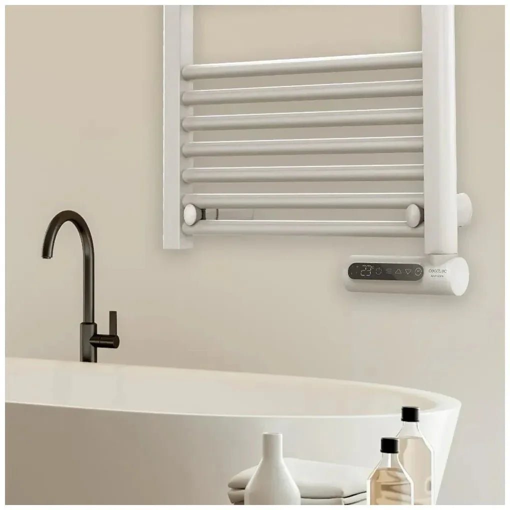 cecotec_05380_toallero_eléctrico_inteligente_750w_con_pantalla_led_y_seguridad_ip24_7