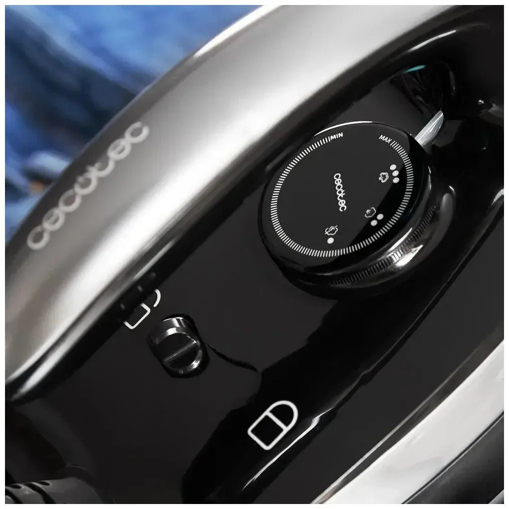 cecotec_05537_centro_de_planchado_3000w__15_bares__suela_titanio__vapor_potente_y_eco_6