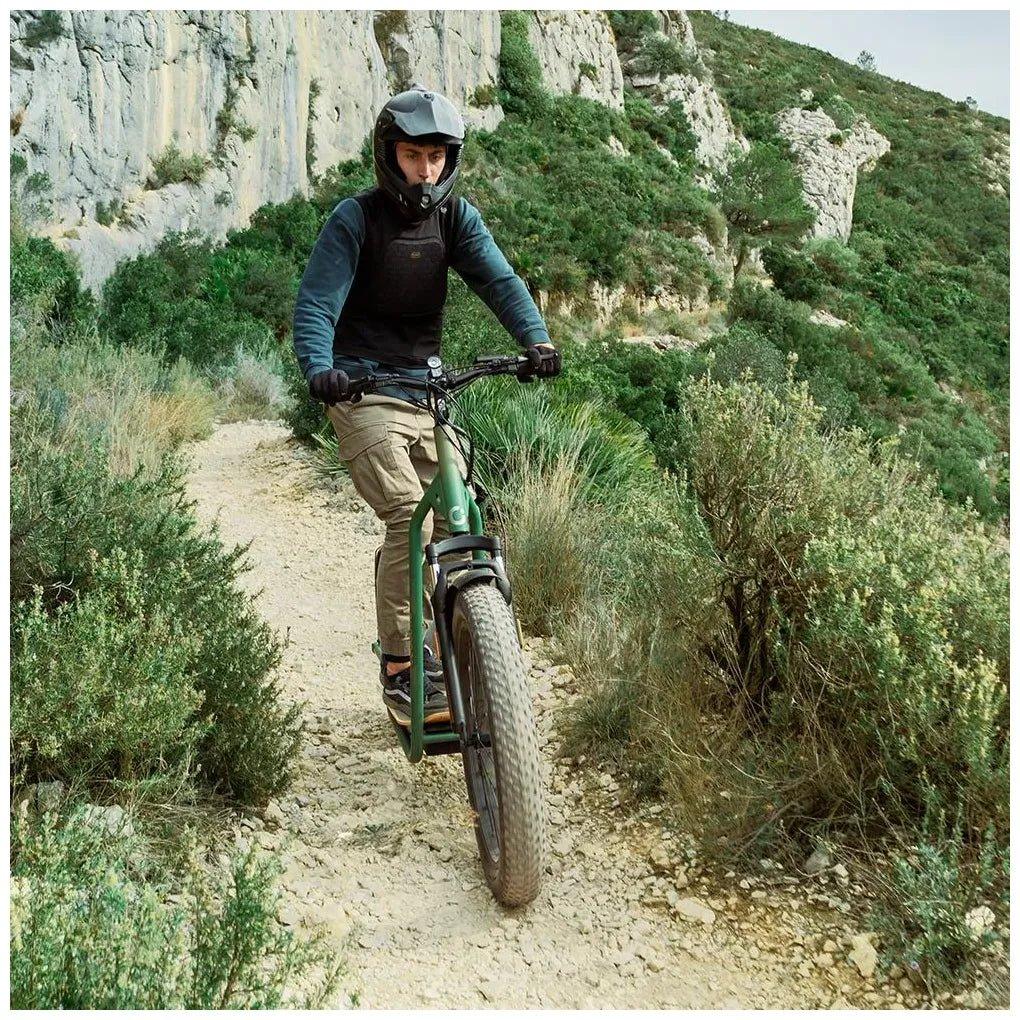 cecotec_07114_patinete_eléctrico_1300w:_autonomía_75km__ruedas_fat__cumple_normativa_española_10