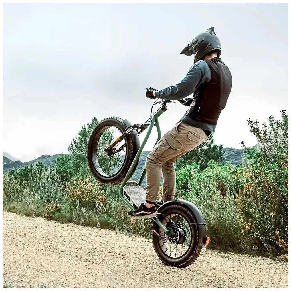 cecotec_07114_patinete_eléctrico_1300w:_autonomía_75km__ruedas_fat__cumple_normativa_española_5