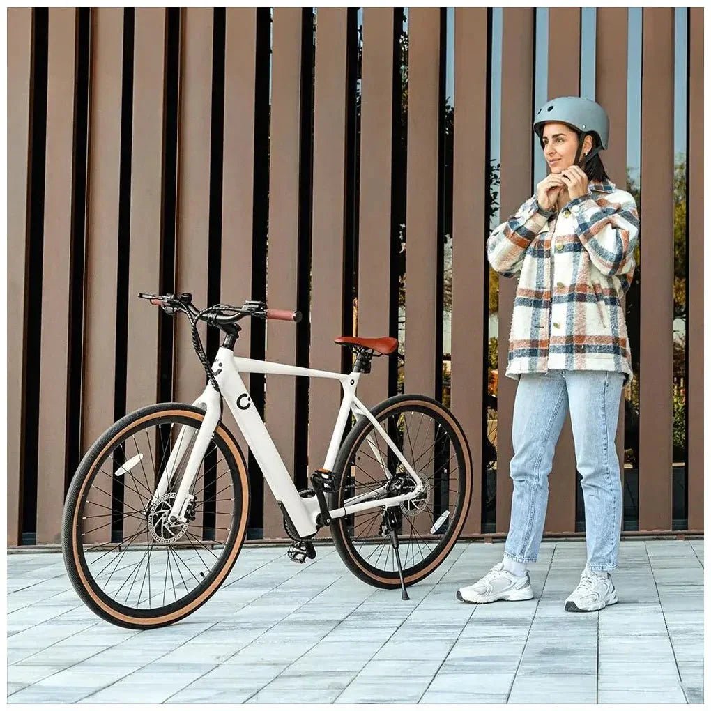 cecotec_07217_bicicleta_eléctrica_urbana_28''_con_70_km_de_autonomía_y_frenos_hidráulicos_3