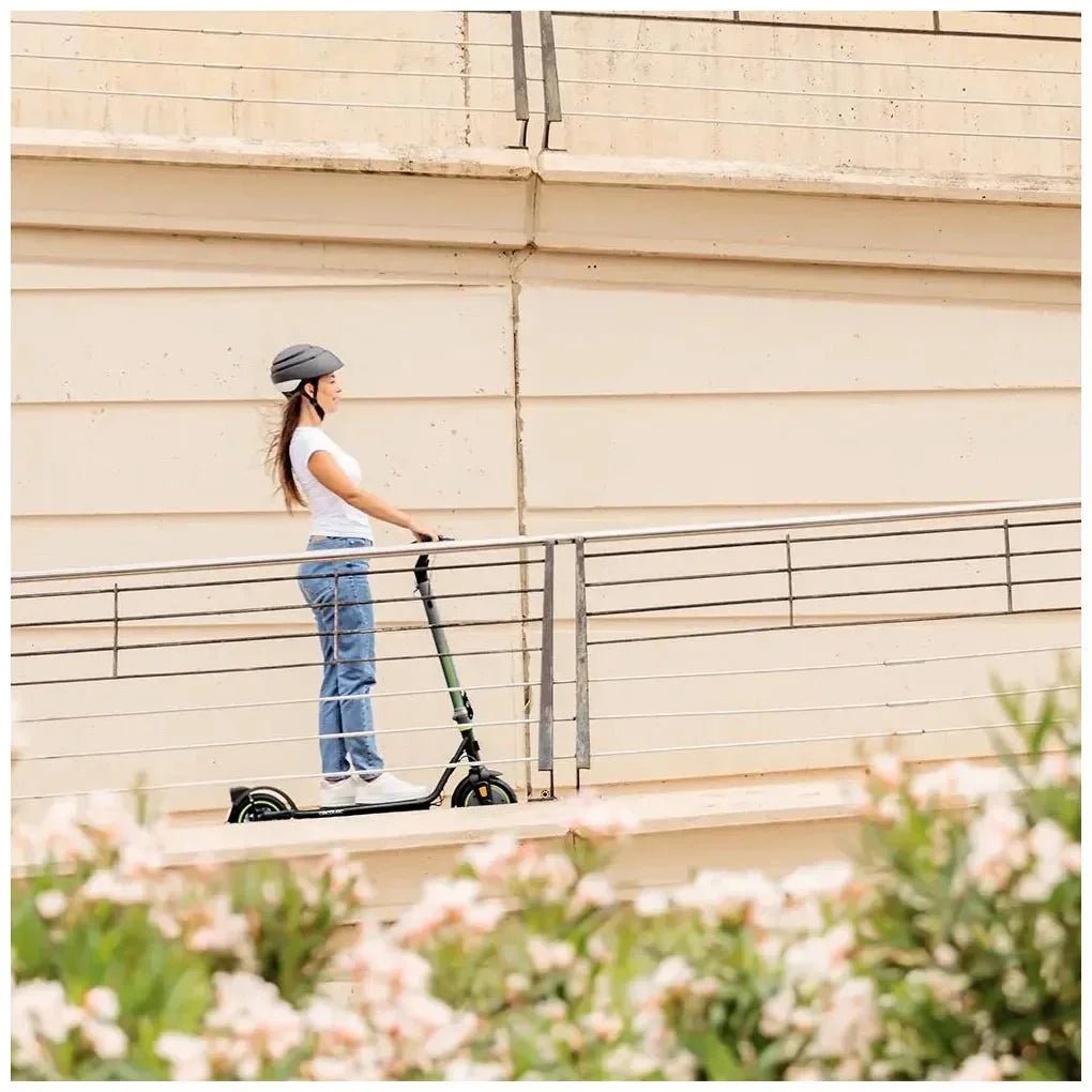 cecotec_07324_patinete_eléctrico_bongo_d30:_potencia__seguridad_y_autonomía_para_la_ciudad_3