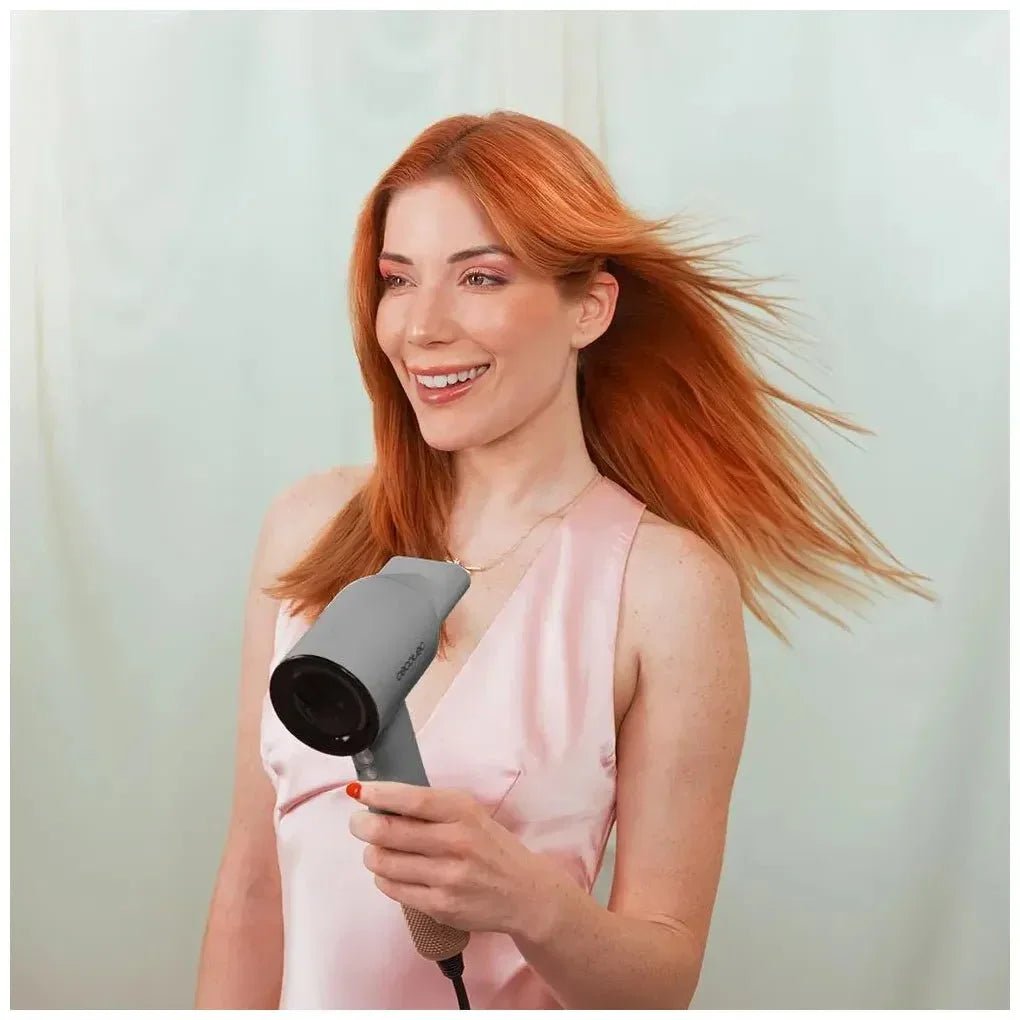 cecotec_a01_eu01_101447_secador_ionicare_rockstar:_tecnología_plasma__motor_silencioso_y_control_de_calor_3