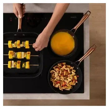 sartén_antiadherente_de_aluminio_forjado_de_24_cm_polka_fantasy_24_bucket_golden_cecotec_0