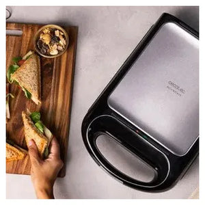 sandwichera_antiadherente_para_4_sandwiches_de_1500_w_en_color_plateado_rock’ntoast_family_cecotec_0