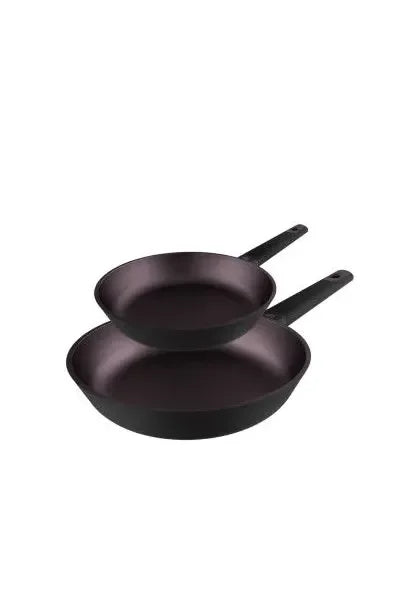 pack_de_dos_sartenes_de_20_y_24_cm_de_diámetro_de_aluminio_y_con_revestimiento_de_teflón_polka_experience_titan_cecotec_0