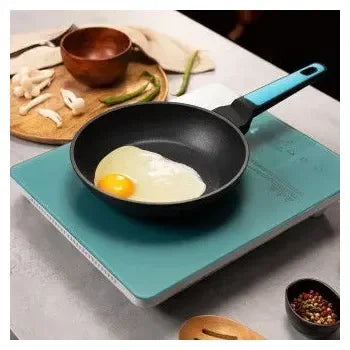 sartén_de_22_cm_hecha_en_aluminio_forjado_con_revestimiento_antiadherente_polka_platinum_22_bucket_thunder_cecotec_6