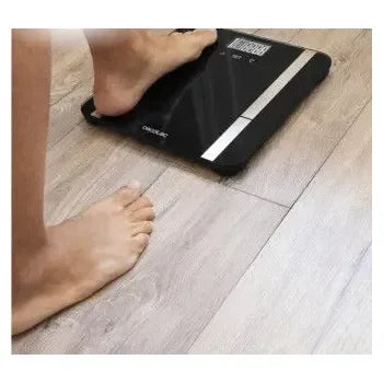 báscula_digital_con_plataforma_de_cristal_templado_surface_precision_9450_full_healthy_cecotec_0