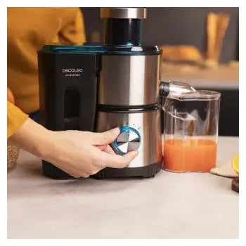 licuadora_de_color_negro_para_frutas_y_verduras_con_depósito_de_pulpa_y_jarra_para_zumo_juice&fresh_400_titan_cecotec_7