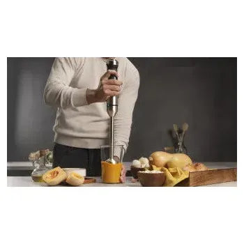 kit_de_batidora_de_mano_con_jarras_y_cuchillas_en_color_negro_y_plateado_titanblack_1500_cecotec_0