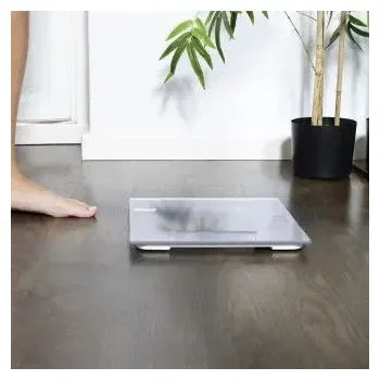 báscula_para_baño_hecha_en_vidrio_templado_de_30x30_cm_con_patas_y_pantalla_lcd_surface_precision_healthy_cecotec_6