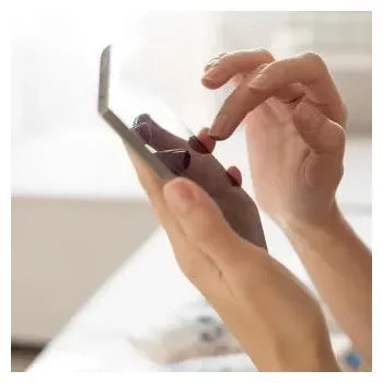 radiador_convector_de_cristal_con_pies_y_wifi_de_color_blanco_ready_warm_6700_crystal_connection_cecotec_4