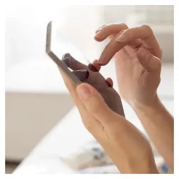 radiador_convector_de_cristal_con_pies_y_wifi_de_color_blanco_ready_warm_6750_crystal_connection_cecotec_4