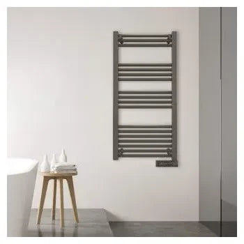 toallero_eléctrico_de_750_w_en_color_negro_con_panel_táctil_y_temperatura_regulable_ready_warm_9200_smart_towel_cecotec_4