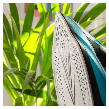 plancha_a_vapor_ultradelizante_de_2600_w_con_sistema_antigoteo_y_autoapagado_fast&furious_5020_force_cecotec_2