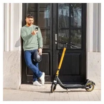 patinete_eléctrico_con_potencia_máxima_de_700_w_con_aplicación_para_el_smartphone_bongo_serie_m30_connected_cecotec_5