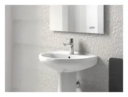 Grifo de lavabo monomando con desagüe automático acabado cromado Naia Roca 2