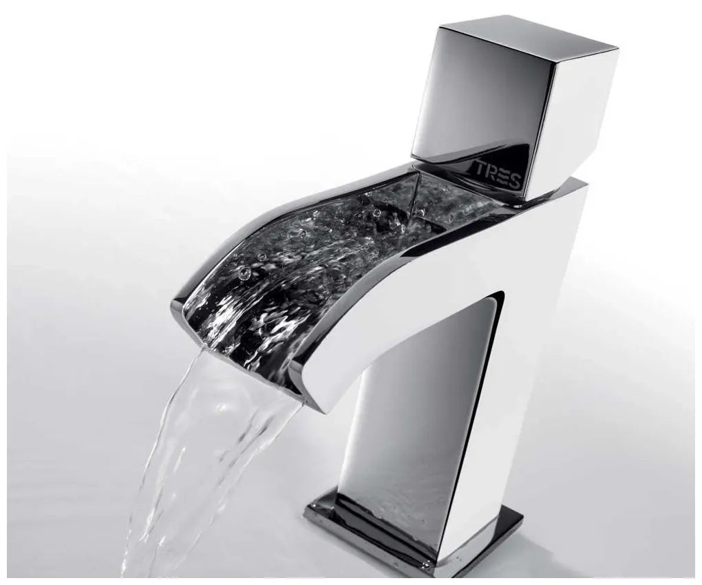 Grifo monomando para lavabo con caño y cascada libre fabricado en latón cromado Cuadro TRES 4