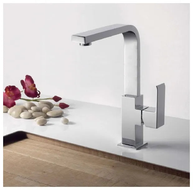 Grifo monomando para lavabo en forma de L de latón con acabado cromado Cuadro TRES 1