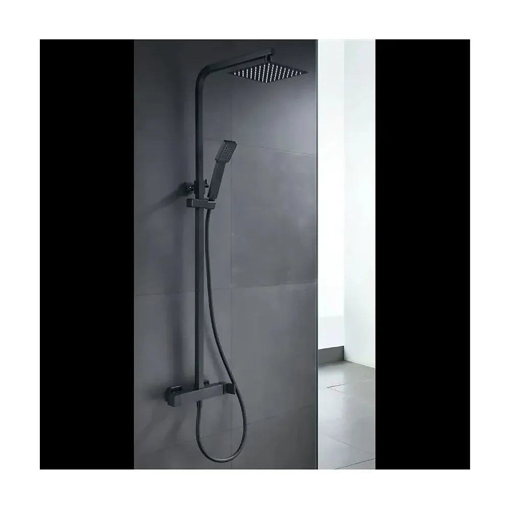 Vista principal de Columna de ducha para pared con un diseño extensible de acabado negro mate Fiyi de Imex