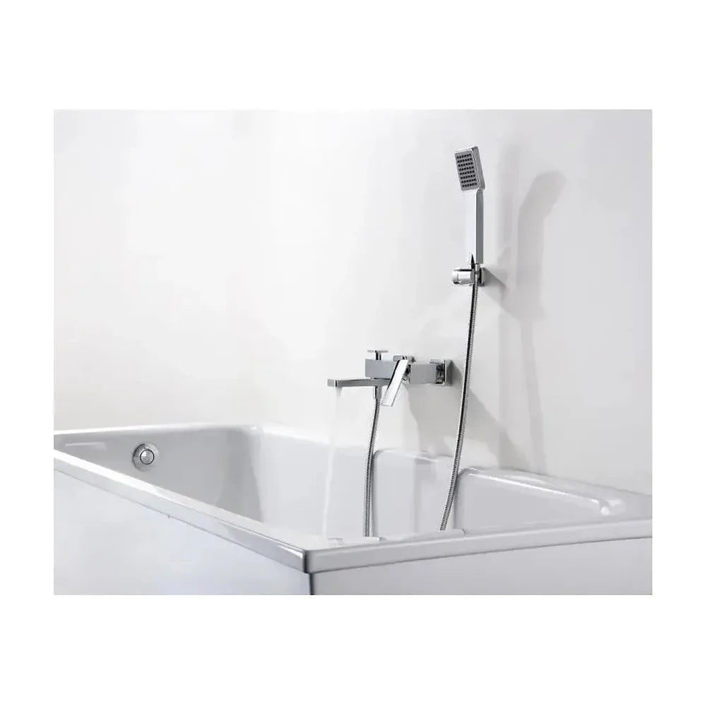 Vista lateral y perspectiva de Grifería monomando de bañera y ducha hecha de latón con acabado cromado Pisa de Imex