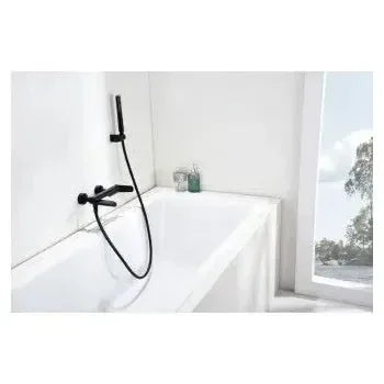 Vista lateral y perspectiva de Grifería monomando para bañera y ducha hecha de latón con acabado negro mate Dinamarca de Imex