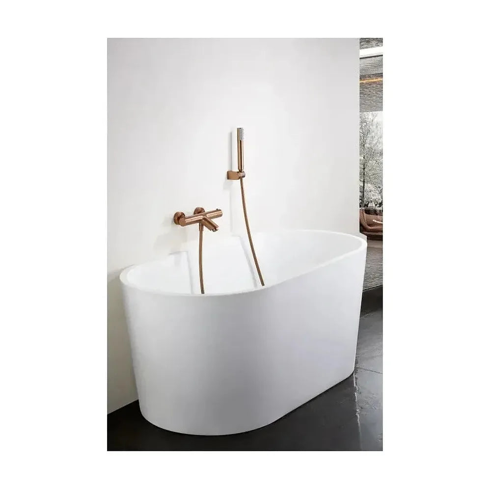 Vista principal de Grifería termostática para bañera y ducha hecha de latón con acabado oro rosa cepillado Monza de Imex