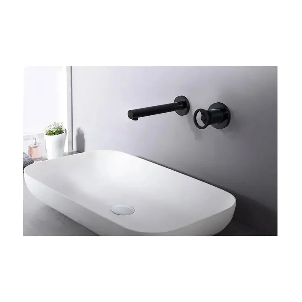 Vista principal de Grifo de lavabo empotrado con un diseño monomando de acabado negro mate Olimpo de Imex